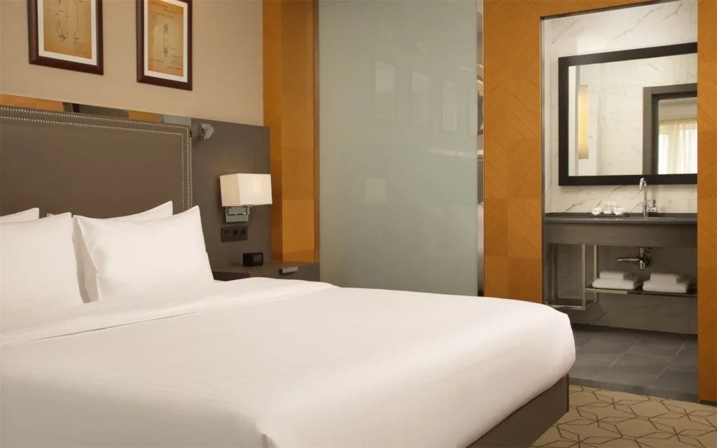 Deluxe King Room